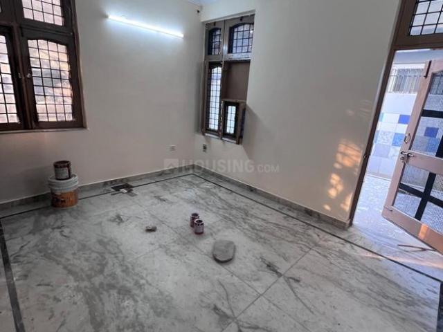 2 BHK Independent Builder Floor in Sector 10A for rent Gurgaon. The reference number is 20028288