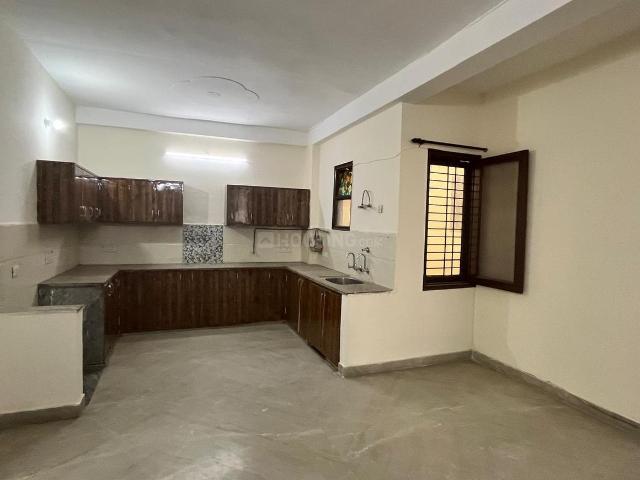 2 BHK Independent Builder Floor in Sector 122 for rent Noida. The reference number is 20473929
