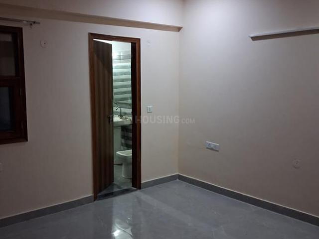 2 BHK Independent Builder Floor in Sector 122 for rent Noida. The reference number is 20781222