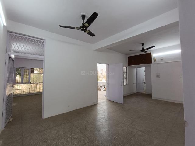 2 BHK Independent Builder Floor in Sector 17 Dwarka for resale New Delhi. The reference number is 19945276