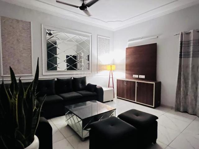 2 BHK Independent Builder Floor in Sector 17 for rent Panchkula. The reference number is 20533735