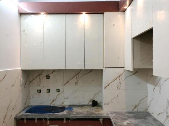 2 BHK Independent Builder Floor in Sector 15 Dwarka for resale New Delhi. The reference number is 18811532
