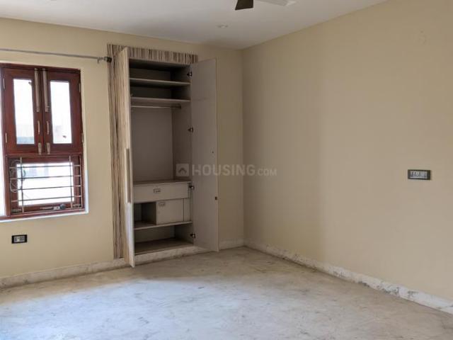 2 BHK Independent Builder Floor in Sector 15 Part 2 for rent Gurgaon. The reference number is 20798147
