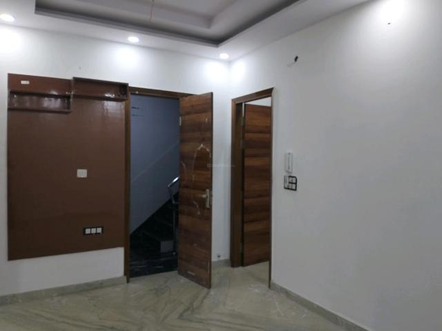 2 BHK Independent Builder Floor in Sector 15 Rohini for resale New Delhi. The reference number is 20435506