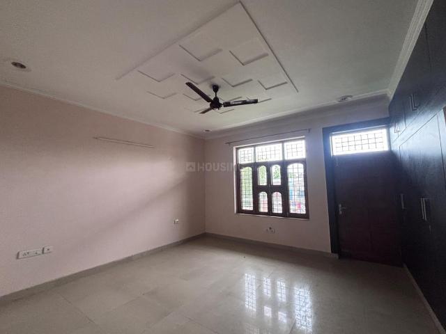 2 BHK Independent Builder Floor in Sector 15A for rent Faridabad. The reference number is 20730358