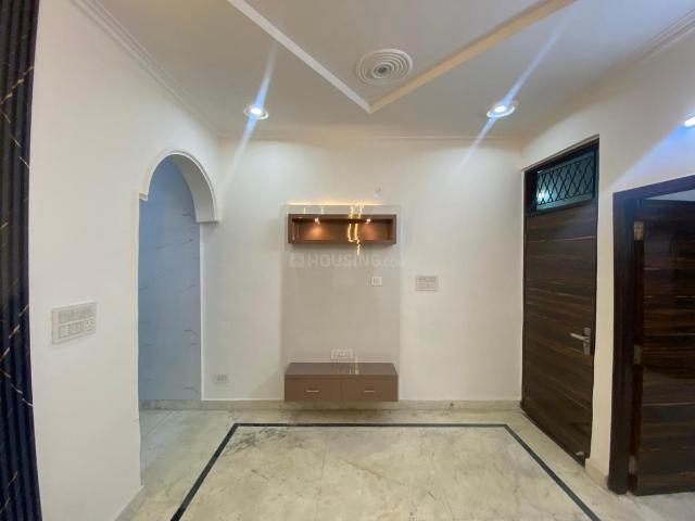 2 BHK Independent Builder Floor in Sector 16 Rohini for resale New Delhi. The reference number is 19582653