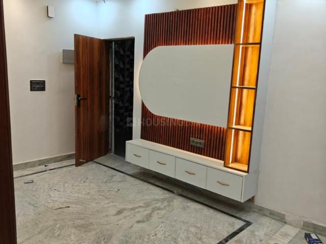 2 BHK Independent Builder Floor in Sector 16 Rohini for resale New Delhi. The reference number is 20410949