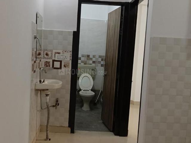 2 BHK Independent Builder Floor in Sector 19 Dwarka for rent New Delhi. The reference number is 20553965
