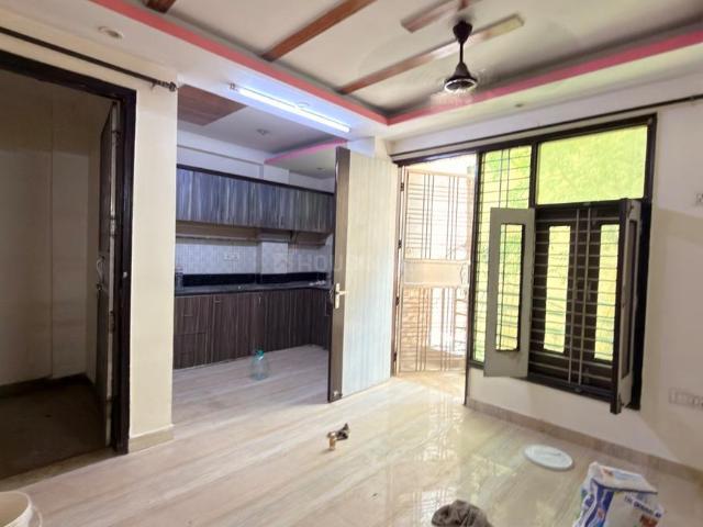 2 BHK Independent Builder Floor in Sector 19 Dwarka for rent New Delhi. The reference number is 20761137