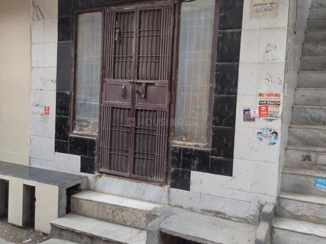2 BHK Independent Builder Floor in Sector 1 Rohini for resale New Delhi. The reference number is 20684845
