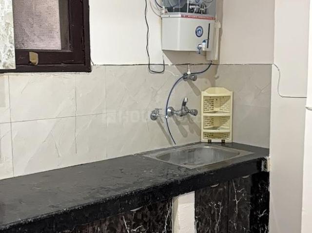 2 BHK Independent Builder Floor in Pochanpur Colony for rent New Delhi. The reference number is 17406605