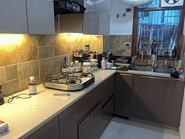 2 BHK Independent Builder Floor in Sector 27 for rent Gurgaon. The reference number is 16336655