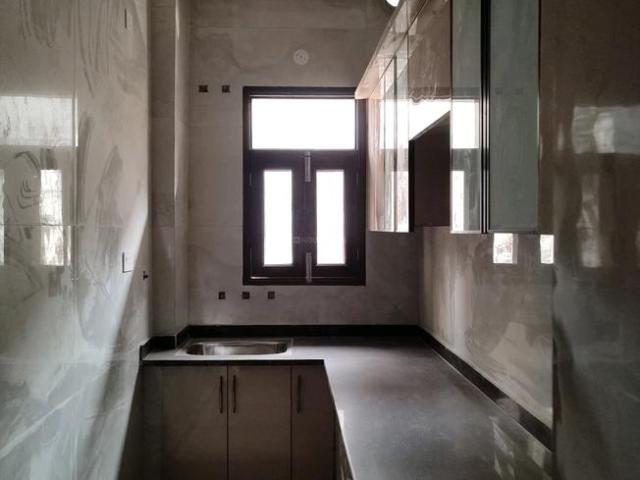 2 BHK Independent Builder Floor in Sector 24 Rohini for resale New Delhi. The reference number is 11059657