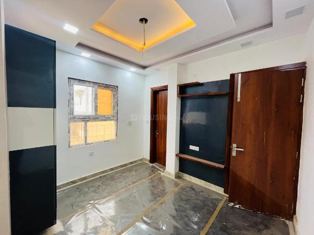 2 BHK Independent Builder Floor in Sector 25 Rohini for resale New Delhi. The reference number is 19643964