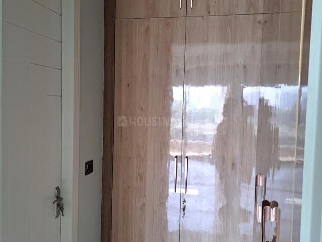 2 BHK Independent Builder Floor in Sector 37 for rent Noida. The reference number is 13000410