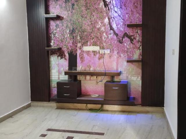 2 BHK Independent Builder Floor in Sector 3 Rohini for rent New Delhi. The reference number is 19489611