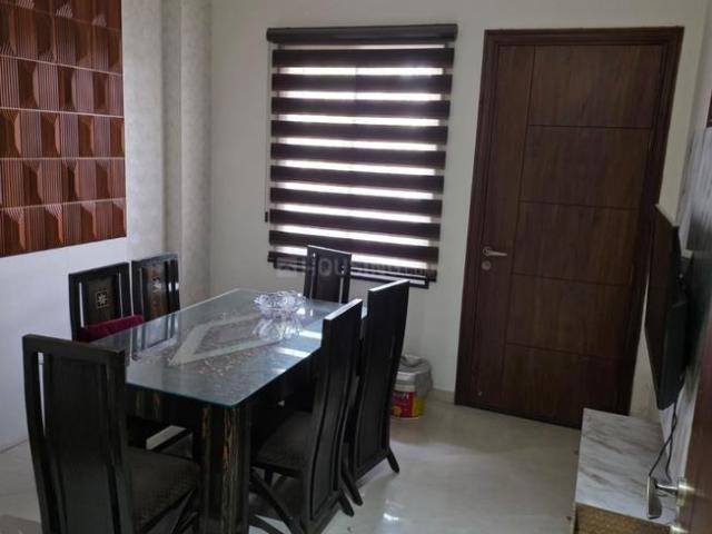 2 BHK Independent Builder Floor in Sector 3 Rohini for rent New Delhi. The reference number is 20351181