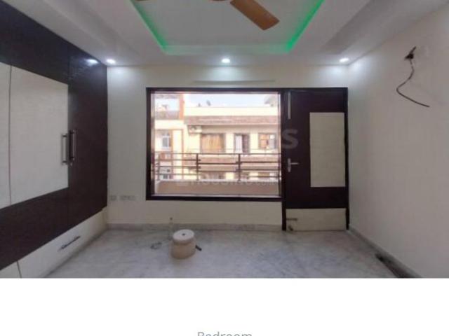 2 BHK Independent Builder Floor in Shakti Nagar for rent New Delhi. The reference number is 13956399