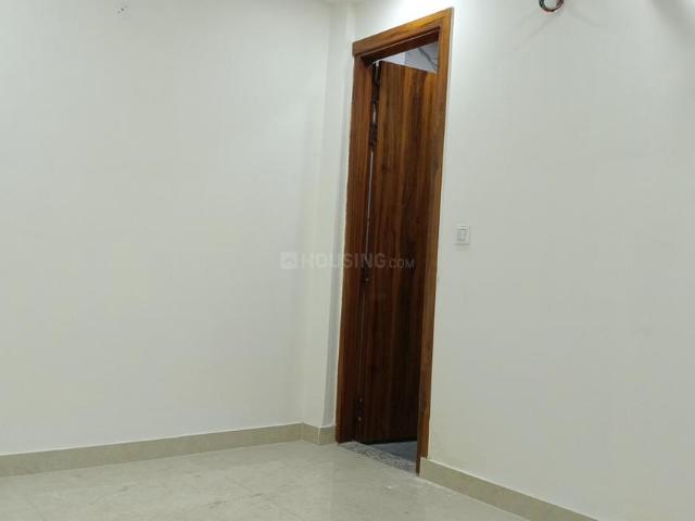 2 BHK Independent Builder Floor in Shakurpur for resale New Delhi. The reference number is 19561372