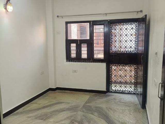 2 BHK Independent Builder Floor in Shalimar Bagh for rent New Delhi. The reference number is 20573815