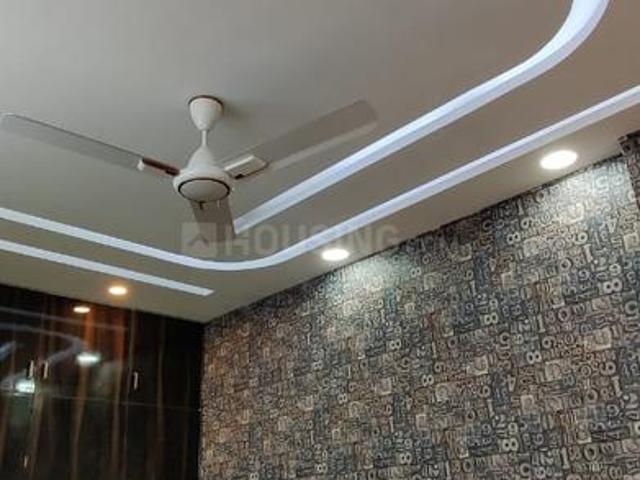 2 BHK Independent Builder Floor in Shalimar Bagh for rent New Delhi. The reference number is 6657534
