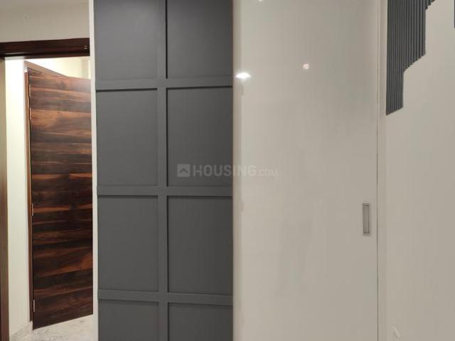 2 BHK Independent Builder Floor in Shalimar Bagh for resale New Delhi. The reference number is 13119308