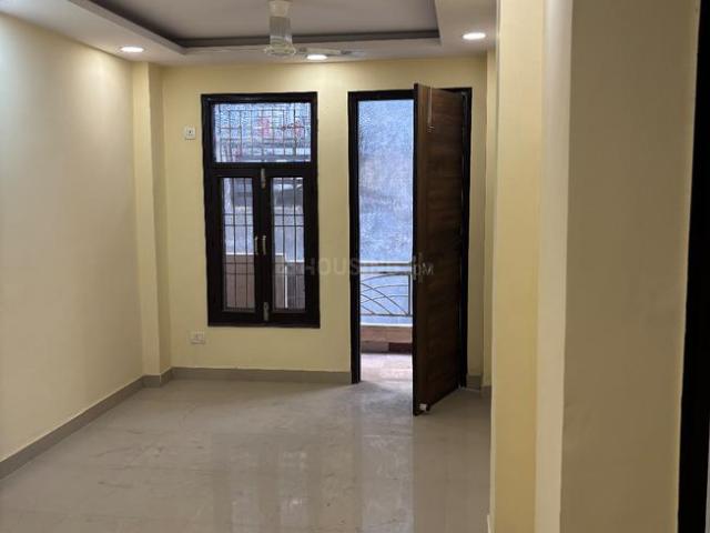 2 BHK Independent Builder Floor in Shalimar Garden for resale Ghaziabad. The reference number is 19209042