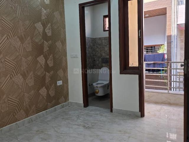 2 BHK Independent Builder Floor in Shastri Nagar for resale New Delhi. The reference number is 16714595