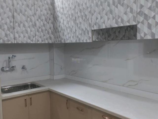 2 BHK Independent Builder Floor in Shastri Nagar for resale New Delhi. The reference number is 16873892