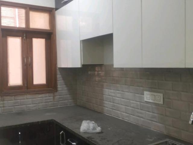 2 BHK Independent Builder Floor in Shastri Nagar for resale New Delhi. The reference number is 16910027