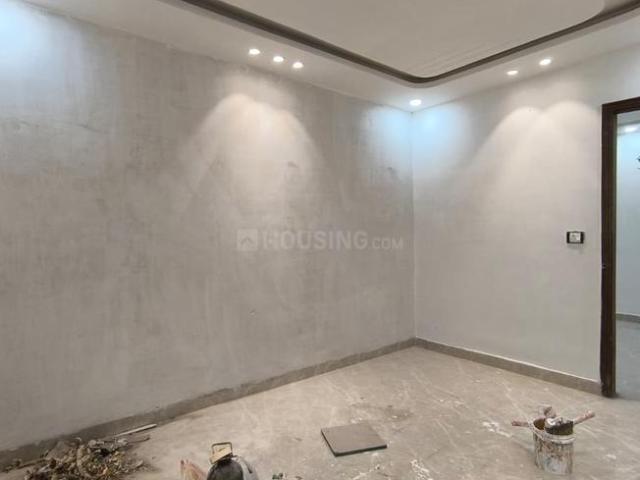 2 BHK Independent Builder Floor in Shastri Nagar for resale New Delhi. The reference number is 19697924