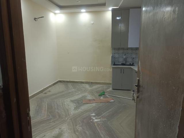 2 BHK Independent Builder Floor in Shastri Nagar for resale New Delhi. The reference number is 19707357