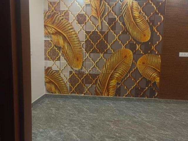 2 BHK Independent Builder Floor in Shastri Nagar for resale New Delhi. The reference number is 19708610