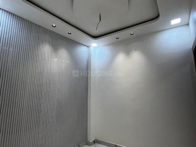 2 BHK Independent Builder Floor in Shastri Nagar for resale New Delhi. The reference number is 19794044