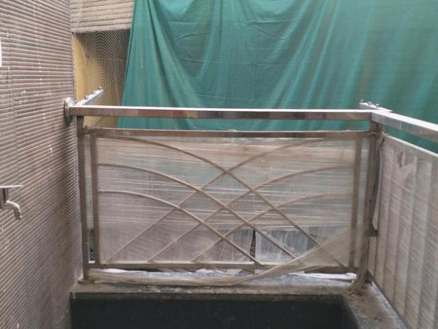 2 BHK Independent Builder Floor in Shastri Nagar for resale New Delhi. The reference number is 19995528