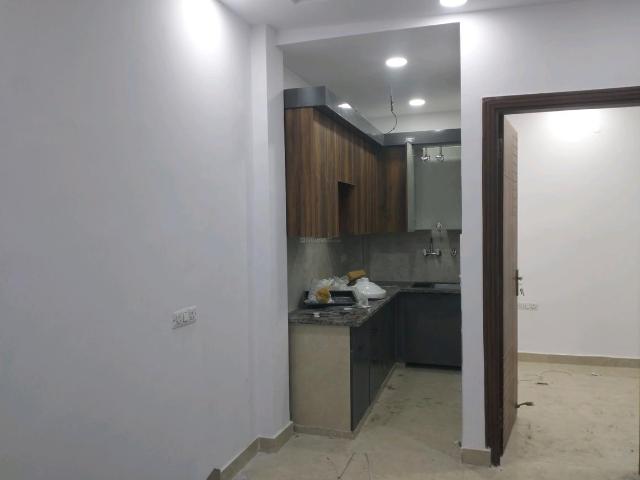 2 BHK Independent Builder Floor in Shastri Nagar for resale New Delhi. The reference number is 20754842