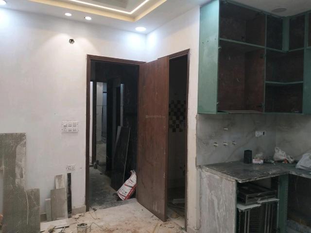 2 BHK Independent Builder Floor in Shastri Nagar for resale New Delhi. The reference number is 20193903
