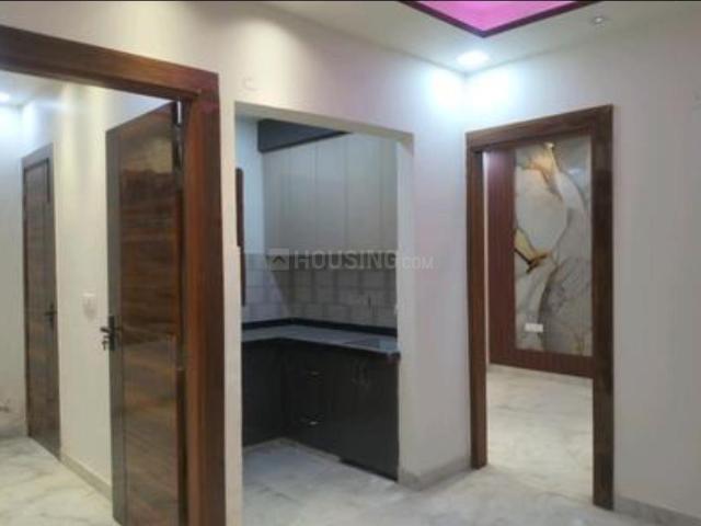 2 BHK Independent Builder Floor in Shastri Nagar for resale North West Delhi. The reference number is 17287371