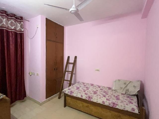 2 BHK Independent Builder Floor in South Extension I for rent New Delhi. The reference number is 20448277