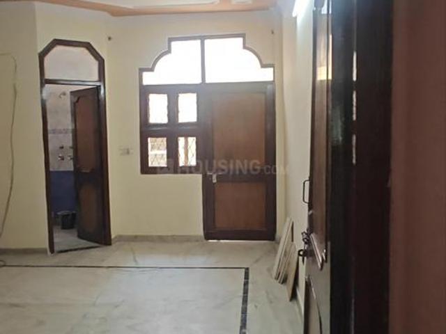 2 BHK Independent Builder Floor in Tilak Nagar for rent New Delhi. The reference number is 20018927