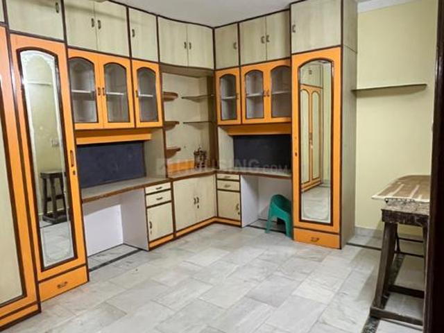 2 BHK Independent Builder Floor in Tri Nagar for rent New Delhi. The reference number is 19671469