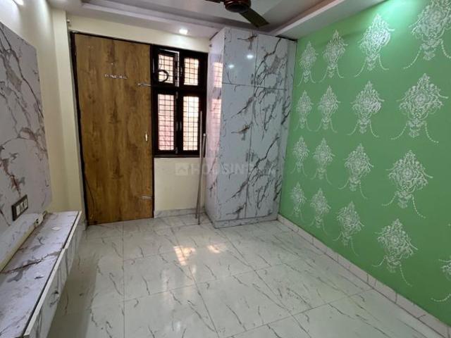 2 BHK Independent Builder Floor in Uttam Nagar for rent New Delhi. The reference number is 17908522
