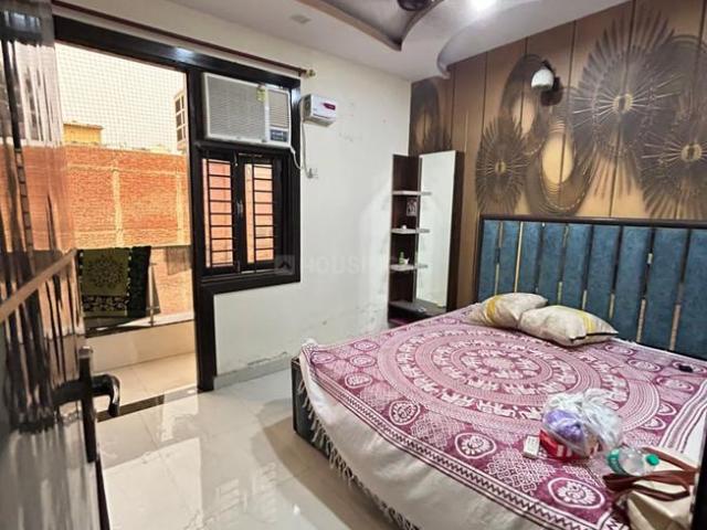 2 BHK Independent Builder Floor in Uttam Nagar for rent New Delhi. The reference number is 19268339