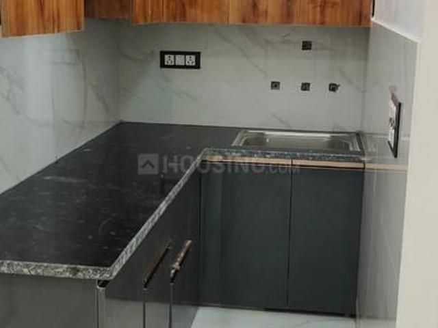 2 BHK Independent Builder Floor in Uttam Nagar for rent New Delhi. The reference number is 20384947