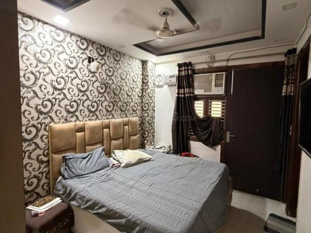 2 BHK Independent Builder Floor in Uttam Nagar for rent New Delhi. The reference number is 20545417