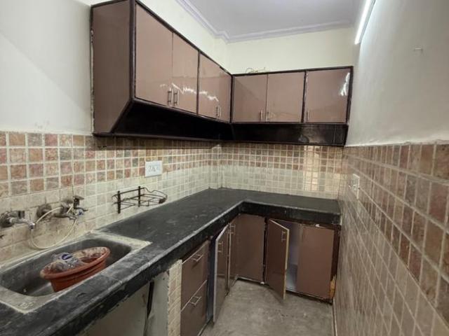 2 BHK Independent Builder Floor in Uttam Nagar for rent New Delhi. The reference number is 20686943
