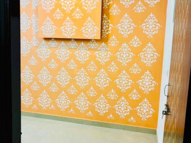 2 BHK Independent Builder Floor in Uttam Nagar for rent New Delhi. The reference number is 20773135
