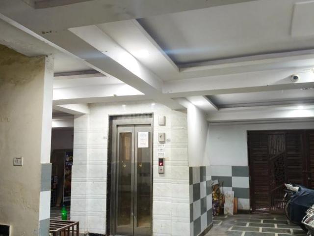 2 BHK Independent Builder Floor in Uttam Nagar for rent New Delhi. The reference number is 20899008