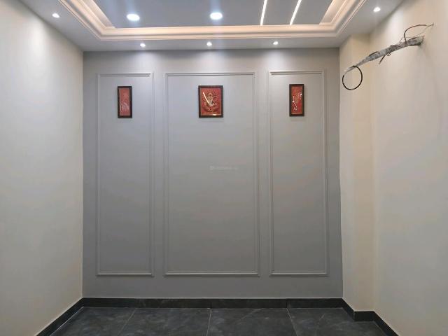 2 BHK Independent Builder Floor in Uttam Nagar for resale New Delhi. The reference number is 16608145