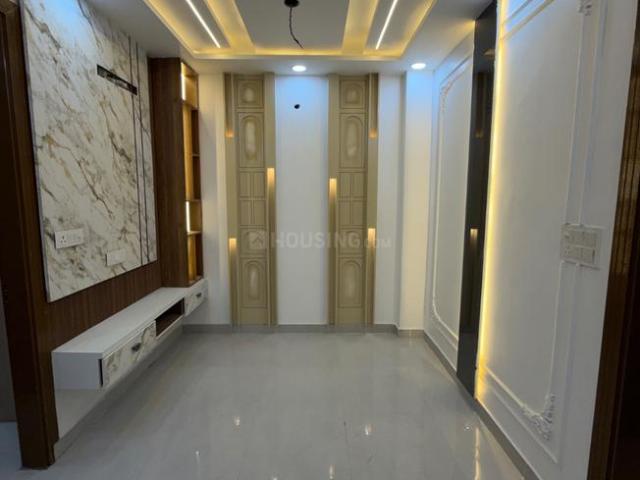 2 BHK Independent Builder Floor in Uttam Nagar for resale New Delhi. The reference number is 20587800